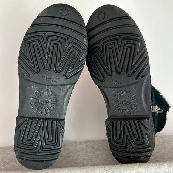 UGG Treadlite Booties Women’s ,Black,Side zipper,Size 5 - Picture 8 of 8